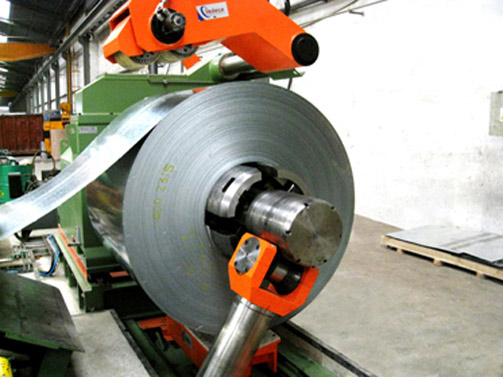 Slitting line 1250 mm x 0.1 - 3 mm. Speed 350 m/min. Steel sheet, prepainted.