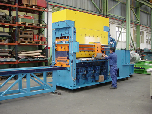 Erection of Leveller machine fitted with Rolls Cleaning System
